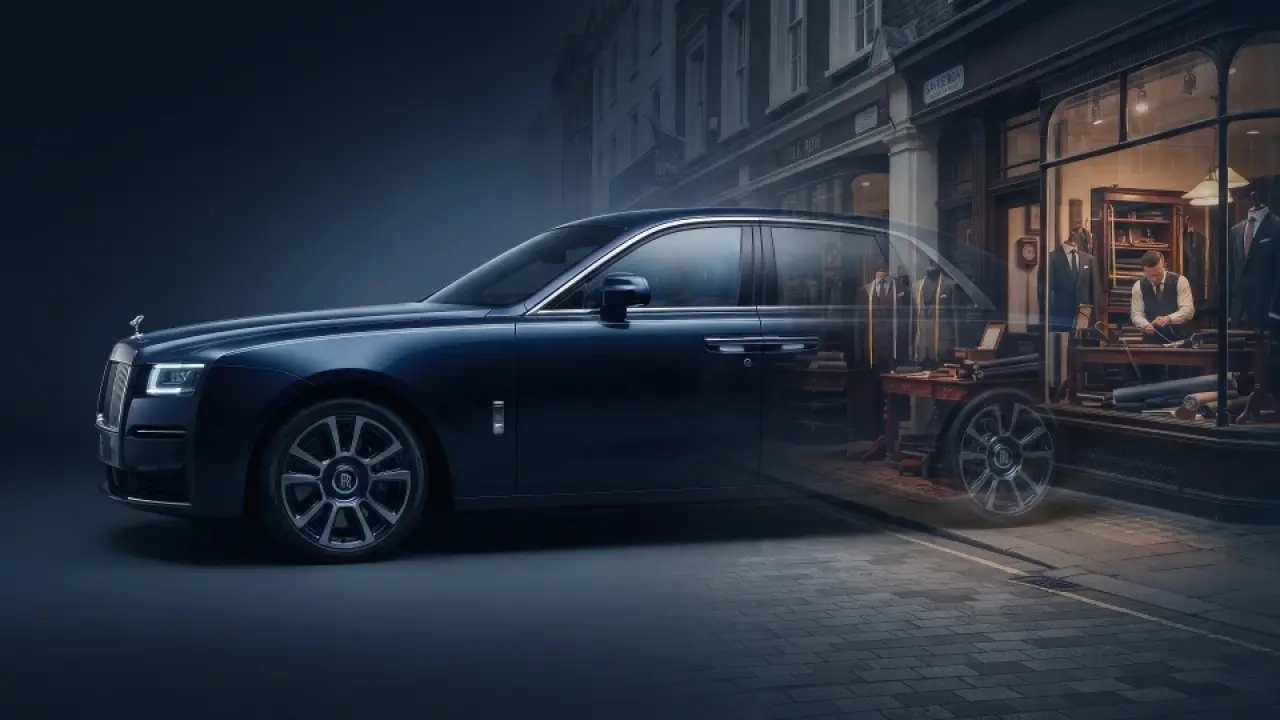 Rolls-Royce'un Savile Row Temalı Ghost Extended: Bireysel Özgürlüğün ve Piyasa Değerinin Simgesi