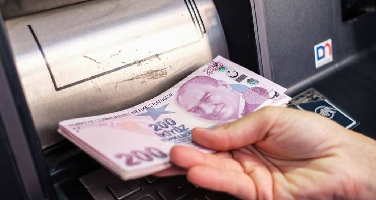 Enflasyon Farkı Emeklilere 13.500 TL'ye Varan Ek Ödeme Sunuyor: Maaş Zamları Netleşti